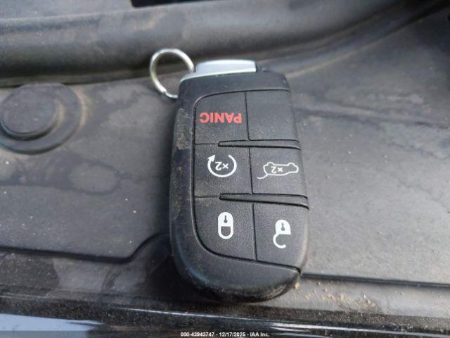 Jeep Grand Cherokee Limited 4x4 Image 16