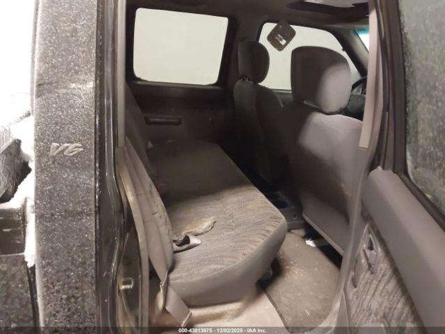 Nissan Frontier Image 4