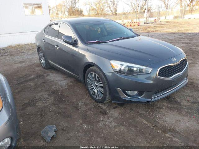  Salvage Kia Cadenza