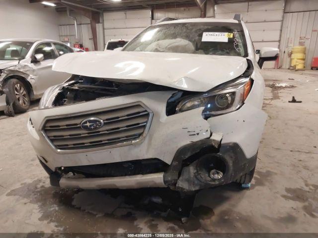 Subaru Outback 2.5i Limited Image 10