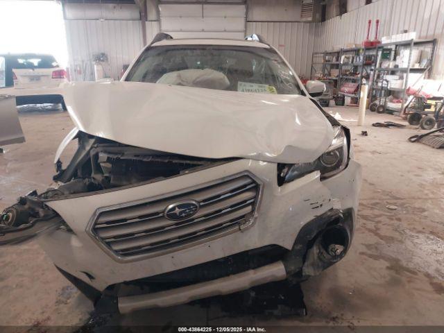 Subaru Outback 2.5i Limited Image 2