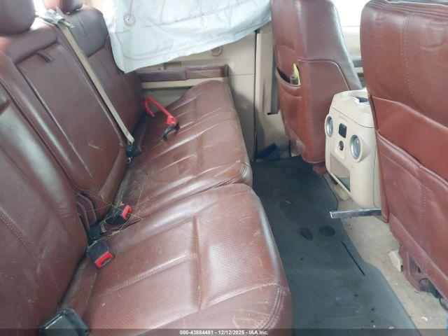 Ford F-350 Lariat Image 18