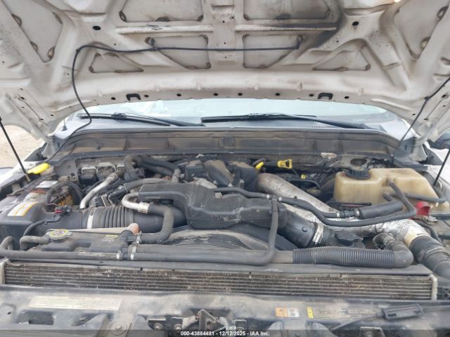 Ford F-350 Lariat Image 19