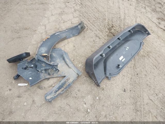 Ford F-350 Lariat Image 17