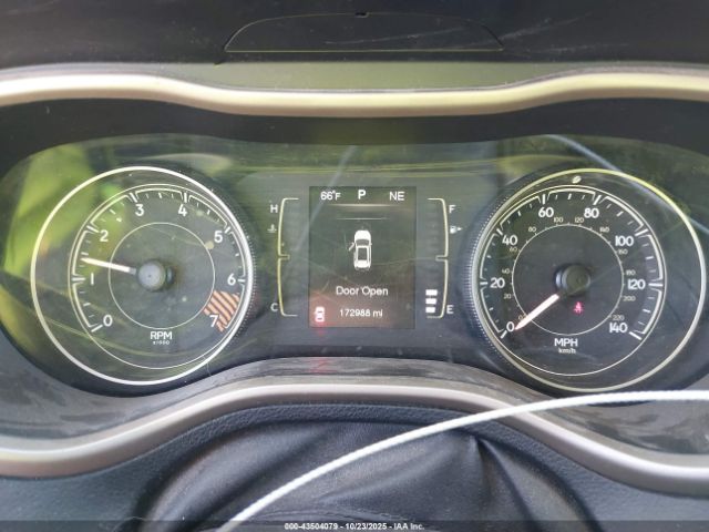 Jeep Cherokee Latitude Image 11