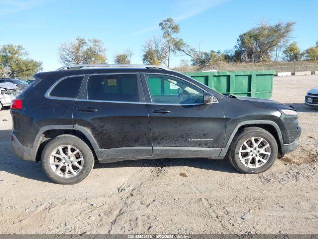 Jeep Cherokee Latitude Image 9