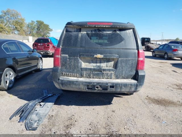Chevrolet Suburban 1500 Ltz Image 14