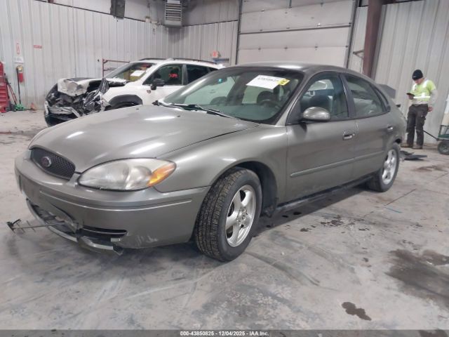 Ford Taurus Se Image 2