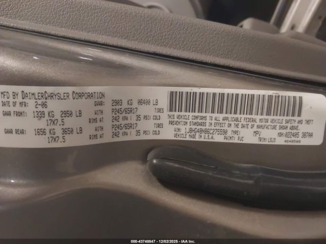 Jeep Commander Image 14