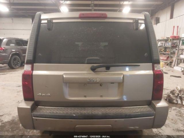 Jeep Commander Image 2