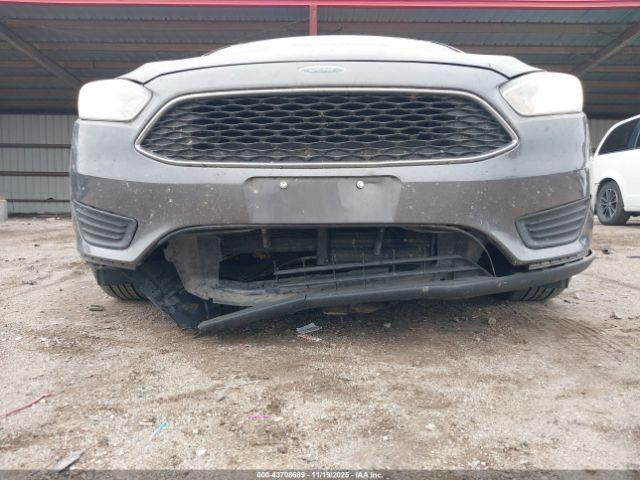 Ford Focus Se Image 16