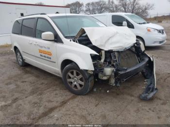  Salvage Chrysler Town & Country
