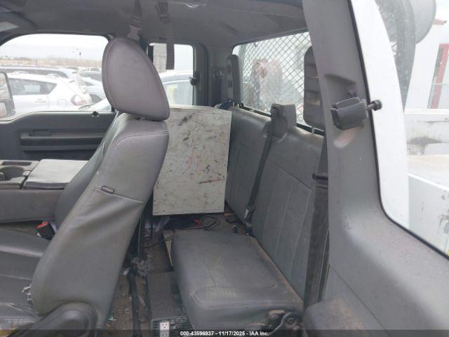 Ford F-250 Xl Image 11