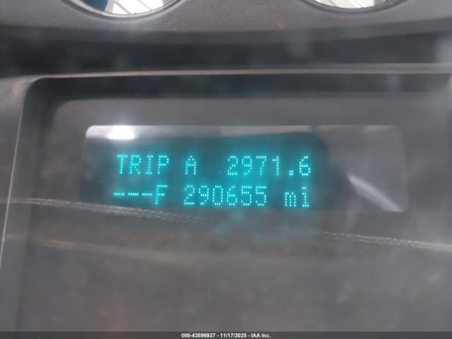 Ford F-250 Xl Image 12