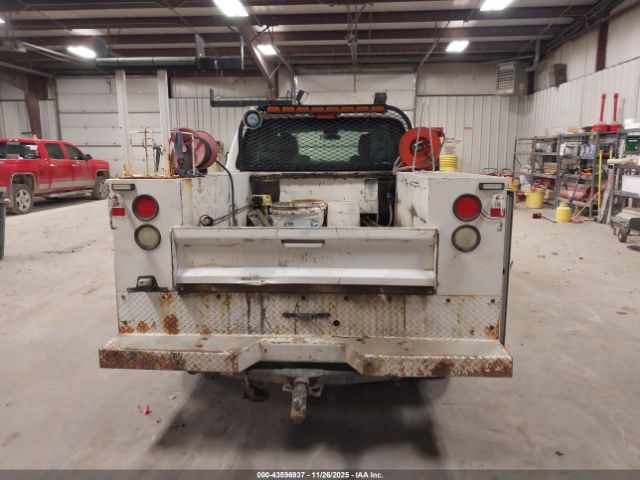 Ford F-250 Xl Image 13