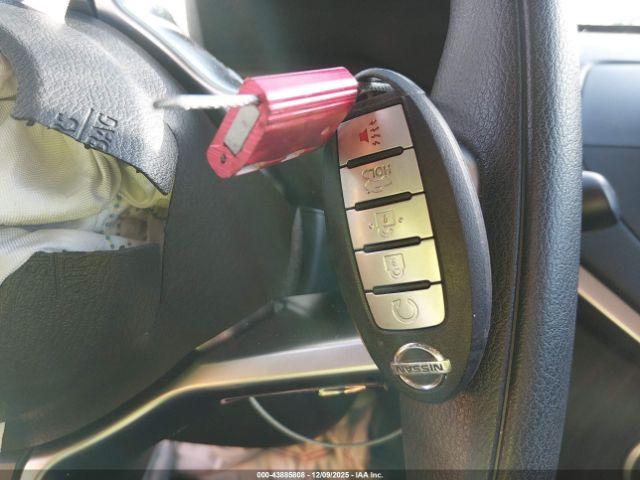 Nissan Altima 2.5 S Image 4