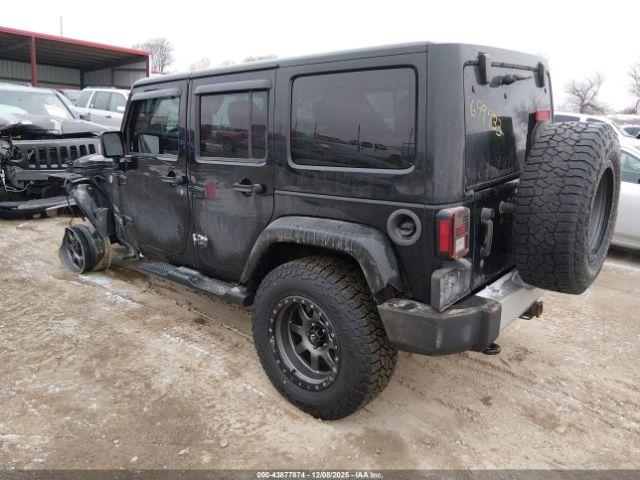 Jeep Wrangler Sahara Image 3