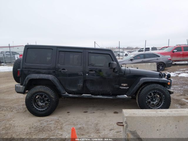 Jeep Wrangler Sahara Image 4