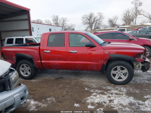 Dodge Dakota Image 10