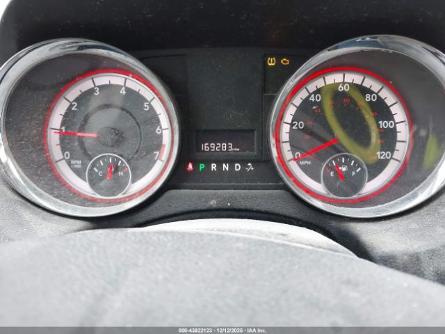 Dodge Grand Caravan American Value Pkg Image 8