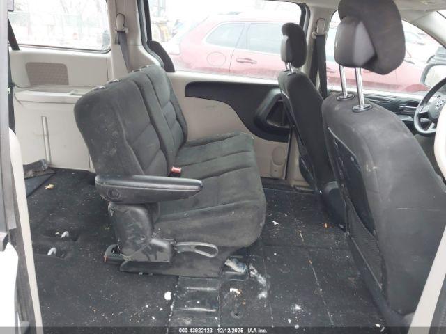 Dodge Grand Caravan American Value Pkg Image 11