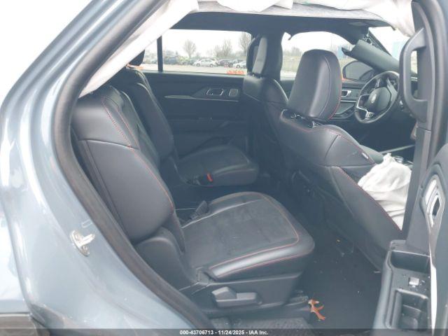 Ford Explorer St Image 11