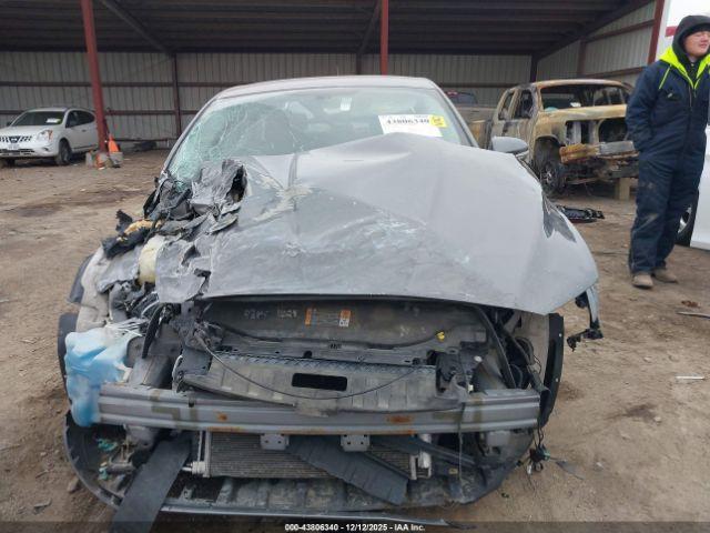 Ford Fusion Se Image 6