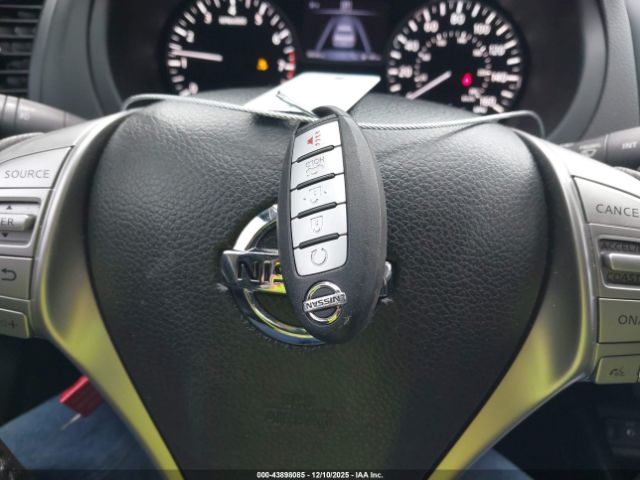 Nissan Altima 2.5 Sv Image 11