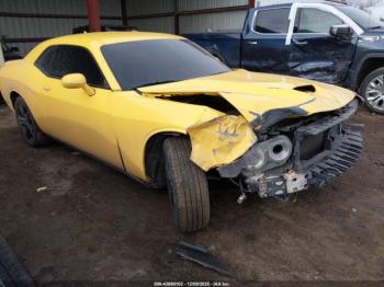  Salvage Dodge Challenger