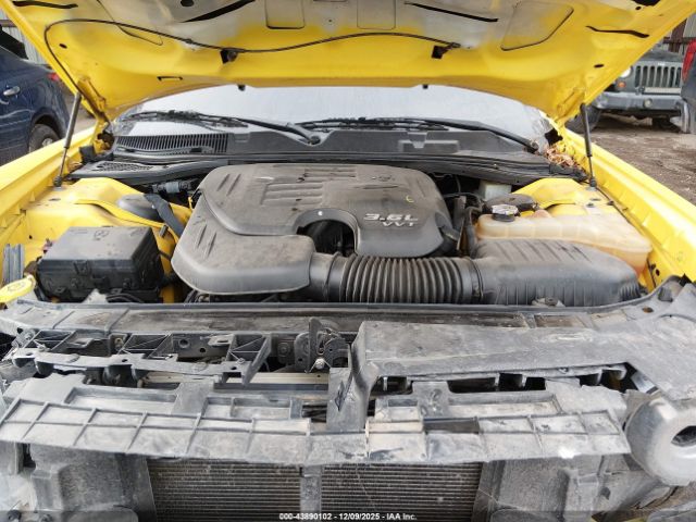 Dodge Challenger Gt Awd Image 10