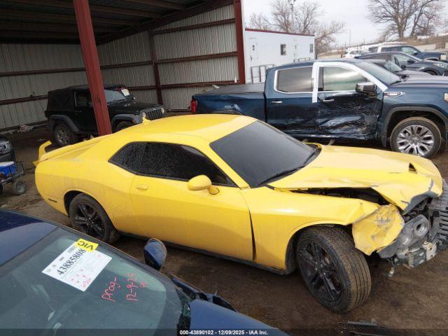 Dodge Challenger Gt Awd Image 11