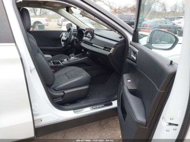 Mitsubishi Outlander Se 2.5 S-awc Image 4