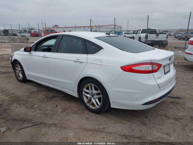 Ford Fusion Se Image 2
