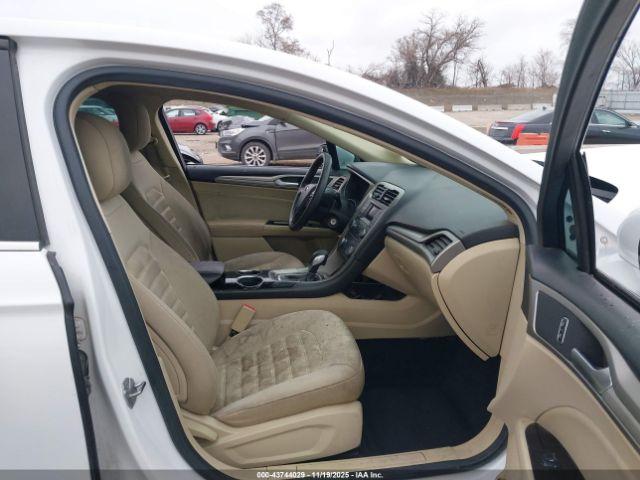 Ford Fusion Se Image 3