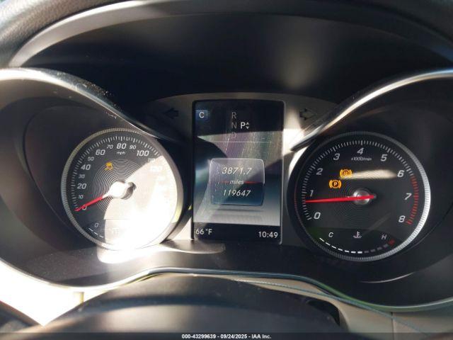 Mercedes-Benz C-Class Image 15