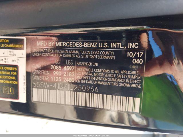 Mercedes-Benz C-Class Image 9