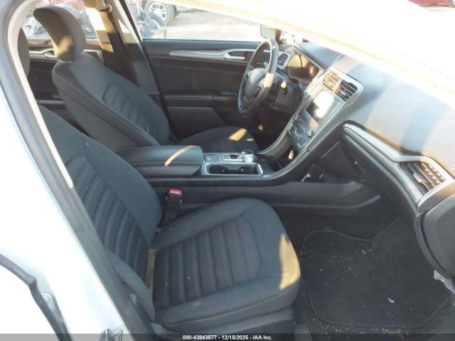 Ford Fusion Se Image 16