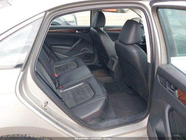 Volkswagen Passat 2.5l Sel Premium Image 8