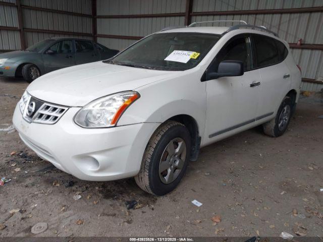 Nissan Rogue S Image 3