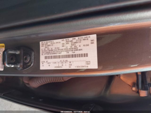 Ford F-150 Lariat Image 7