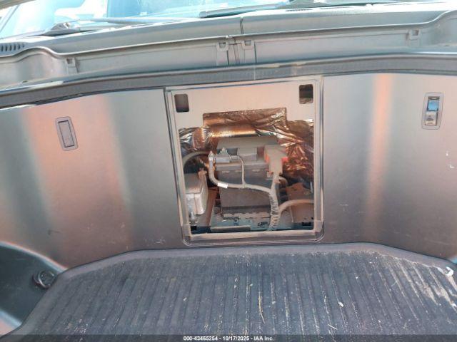 Ford F-150 Lariat Image 8