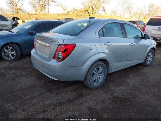 Chevrolet Sonic Lt Auto Image 5