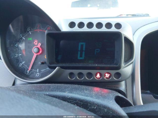 Chevrolet Sonic Lt Auto Image 8