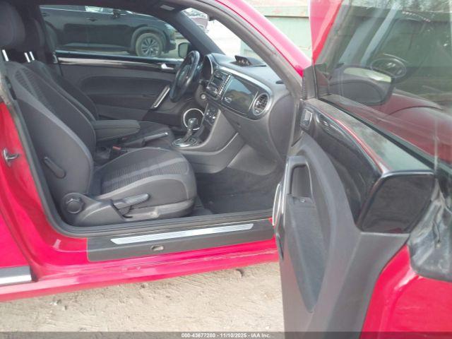 Volkswagen Beetle 2.0t Turbo Image 14