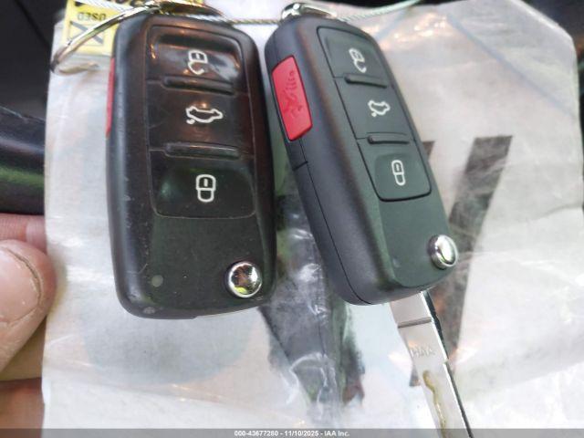 Volkswagen Beetle 2.0t Turbo Image 8