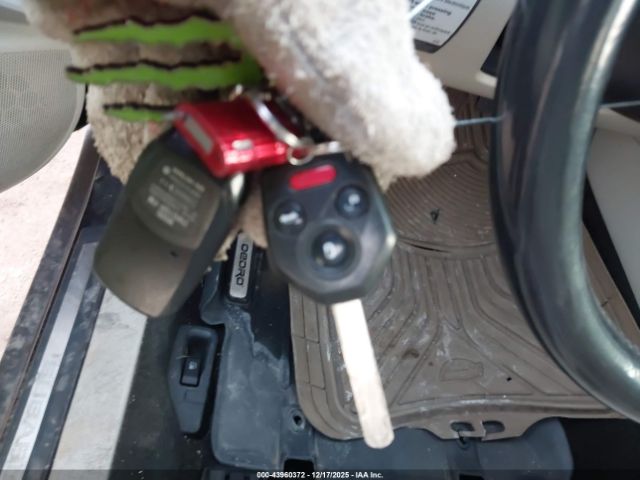 Subaru Outback 2.5i Limited Image 10