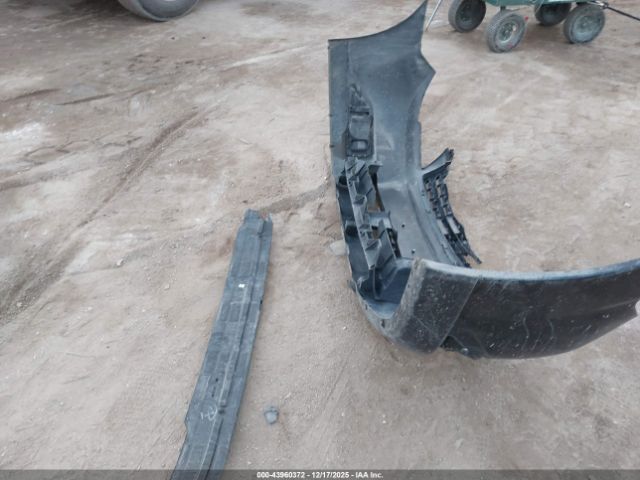 Subaru Outback 2.5i Limited Image 12