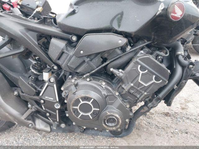Honda Cb1000 Ra Image 2