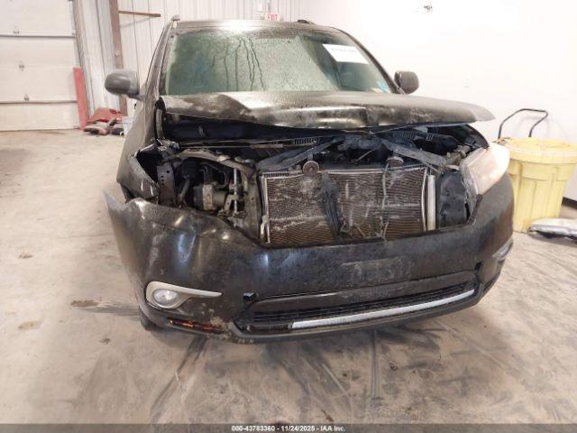 Toyota Highlander Limited V6 Image 4