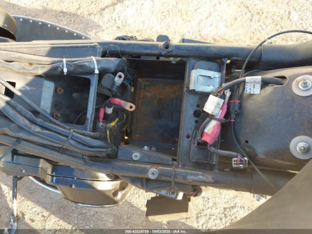 Harley-Davidson Flhrci Image 3